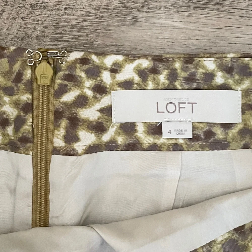 LOFT Animal Print Silk Blend A-Line Skirt Size 4 Career Chic